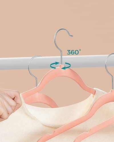 Songmics Sæt med 30 fløjlbøjler, 42 cm lange, tynd og holdbare, høje belastningskapacitet, med 360 ° drejekroge, til frakkertrøjer, lyserød CRF26PK, ABS -plast, metal, 43,5 x 0,6 x 22,5 cm 6 Songmics Sæt med 30 fløjlbøjler, 42 cm lange, tynd og holdbare, høje belastningskapacitet, med 360 ° drejekroge, til frakkertrøjer, lyserød CRF26PK, ABS -plast, metal, 43,5 x 0,6 x 22,5 cm - Billede 6