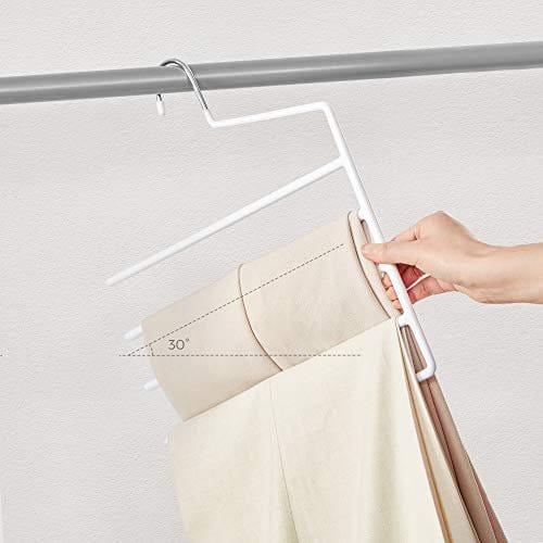 Songmics bukser bøjler, 5-bar tøjbøjler, sæt med 4, rumbesparende, åbne, ikke-skridsikre bukser arrangører til jeans håndklæder tørklæder, hvid CRI034W02 4 Songmics bukser bøjler, 5-bar tøjbøjler, sæt med 4, rumbesparende, åbne, ikke-skridsikre bukser arrangører til jeans håndklæder tørklæder, hvid CRI034W02 - Billede 4