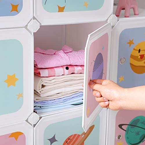 Songmics 10-kub Børns opbevaringsenhed, sammenlåsning af arrangørskabet til børn, plastkubehylder, modulær garderobe med døre til tøjsko legetøjsposer, 123 x 31 x 123 cm, hvid LPC903W01 3 Songmics 10-kub Børns opbevaringsenhed, sammenlåsning af arrangørskabet til børn, plastkubehylder, modulær garderobe med døre til tøjsko legetøjsposer, 123 x 31 x 123 cm, hvid LPC903W01 - Billede 3