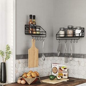 Songmics Industrial Metal Wall hylder, hver belastes op til 15 kg, pakke med 2 køkkenhylder med 10 kroge til soveværelse, 30 x 12 x 13 cm, 40 x 12 x 13 cm, sort LFS02BK - Image 2