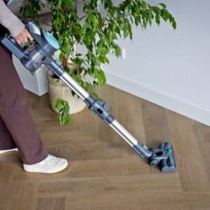 QLT Trådløs støvsuger med fleksibel stål og tilbehør – 150W - Image 5