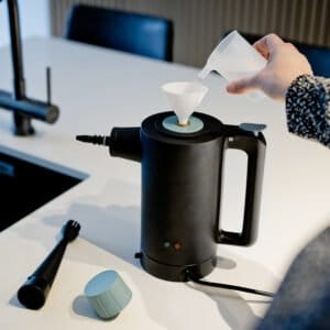 Nexxt Trådløs Damprenser med tilbehør – 360 ml – 3,5 Bar – Sort - Image 4