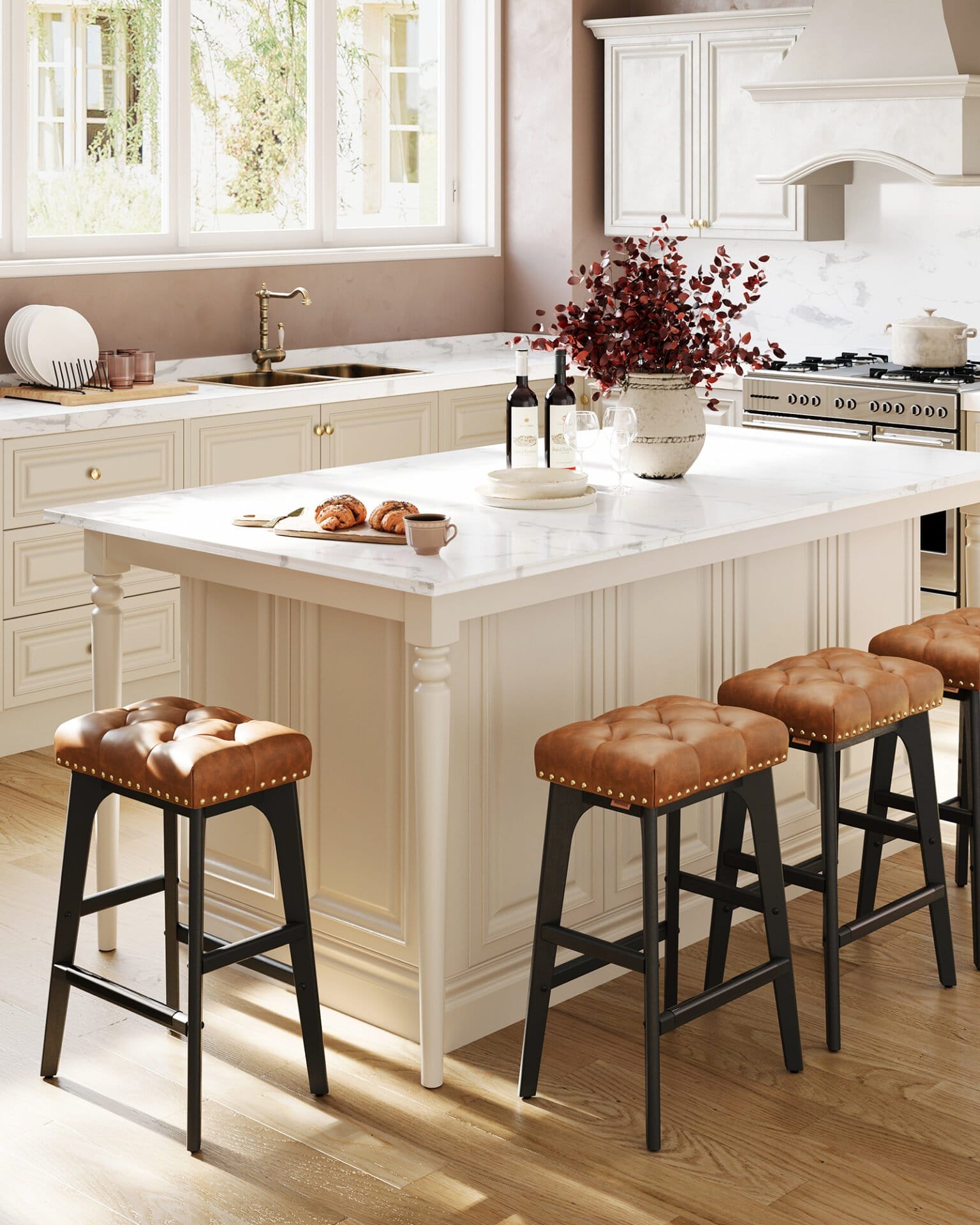 VASAGLE Bar Stools Set of 2, Kitchen Chairs, Faux Leather, Decorative Buttons and Rivets, Solid Wood Legs, 66cm High, Home Bar, Dining Room, Easy Assembly, Coffee Brown LBC085K01 2 VASAGLE Bar Stools Set of 2, Kitchen Chairs, Faux Leather, Decorative Buttons and Rivets, Solid Wood Legs, 66cm High, Home Bar, Dining Room, Easy Assembly, Coffee Brown LBC085K01 - Billede 2