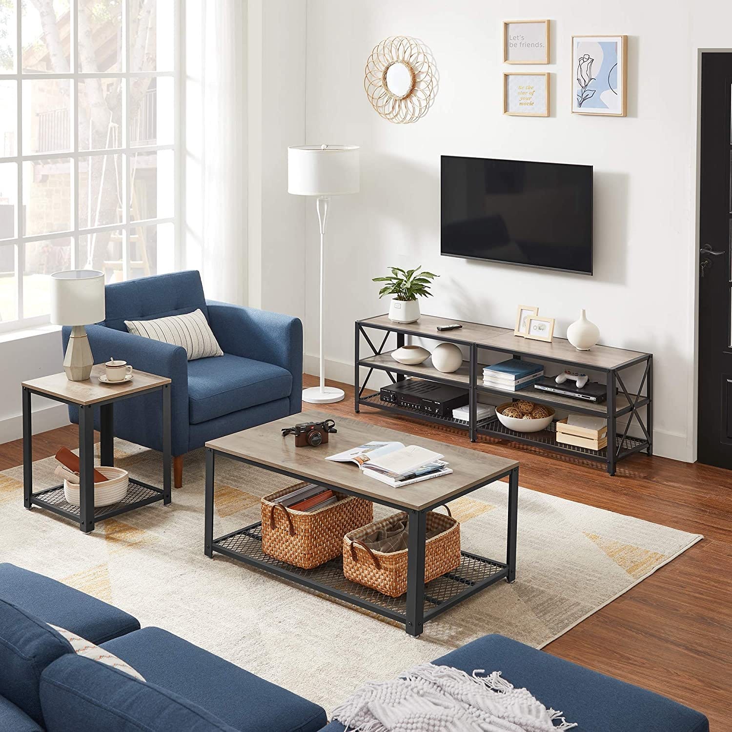 VASAGLE TV Stand for TV up to 65 Inches, TV Table, Entertainment Center, 3-Tier TV Console, Steel Frame, Industrial Style, for Living Room, Greige and Black ULTV094B02 4 VASAGLE TV Stand for TV up to 65 Inches, TV Table, Entertainment Center, 3-Tier TV Console, Steel Frame, Industrial Style, for Living Room, Greige and Black ULTV094B02 - Billede 4