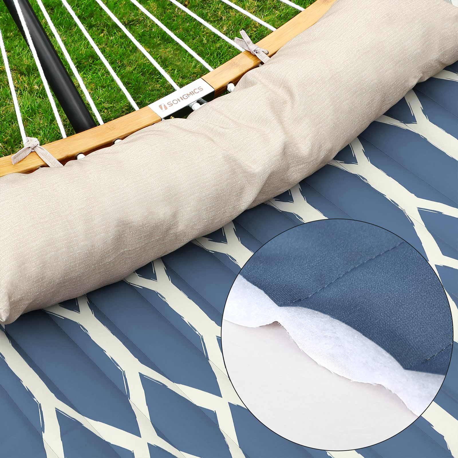 SONGMICS Hammock, Quilted Fabric Hammock with Detachable Curved Bamboo Spreaders, Pillow, 200 x 140 cm, Load Capacity 225 kg, Blue and Beige Rhombus GDC034I02 4 SONGMICS Hammock, Quilted Fabric Hammock with Detachable Curved Bamboo Spreaders, Pillow, 200 x 140 cm, Load Capacity 225 kg, Blue and Beige Rhombus GDC034I02 - Billede 4
